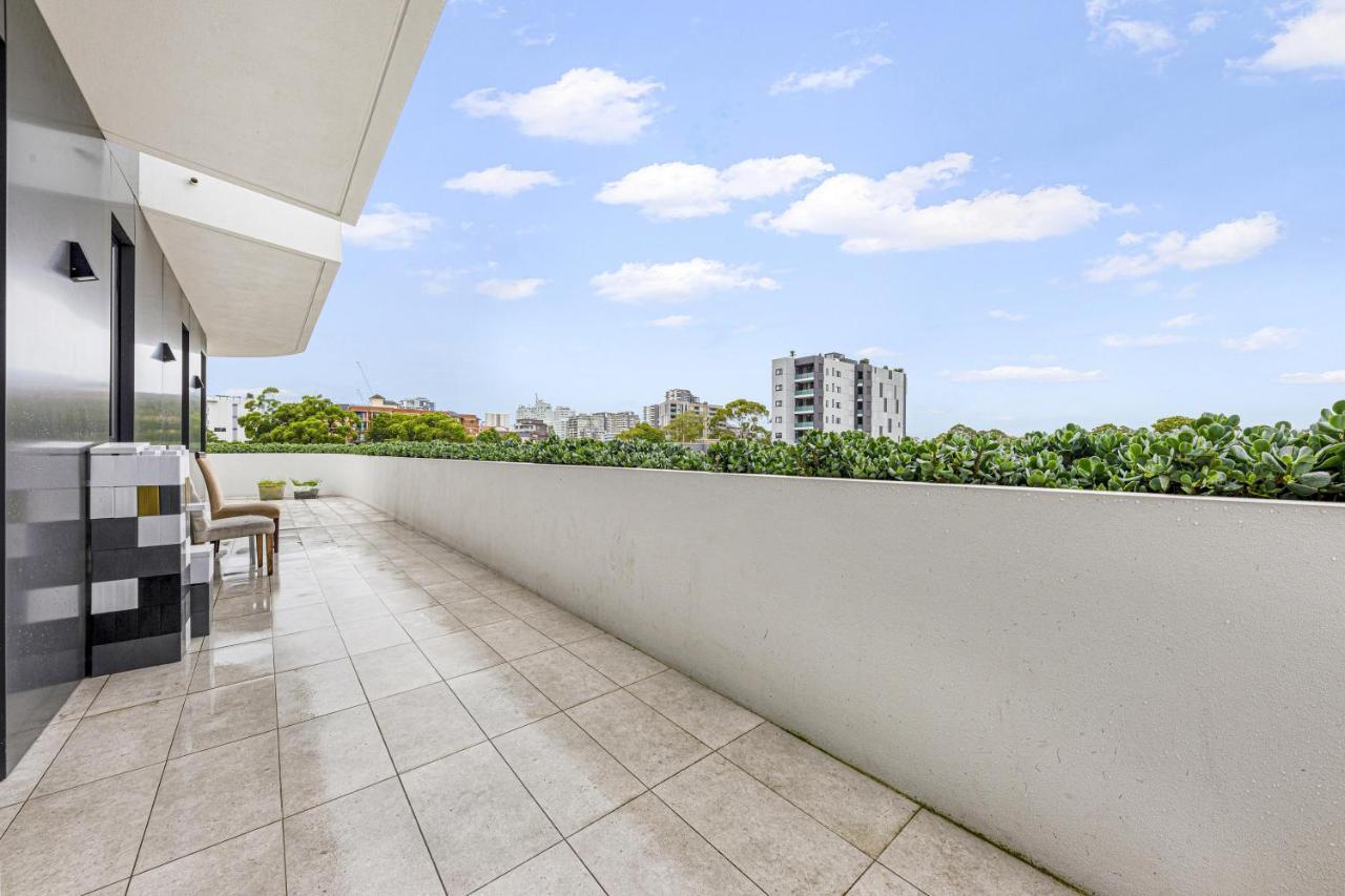 Studio For Long Term Tenants In Strathfield Cbd Сидней Экстерьер фото