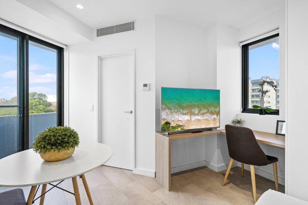 Studio For Long Term Tenants In Strathfield Cbd Сидней Экстерьер фото